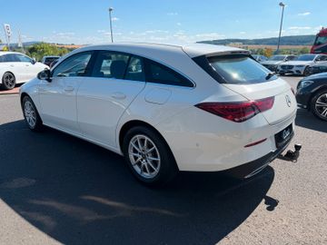 Mercedes CLA 200 Shooting Brake - 3