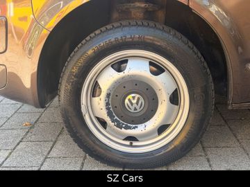 Volkswagen T5 Caravelle - 11