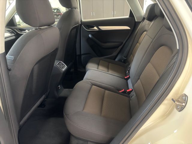 Q3 2.0 TDI *1.Hand*AHK*Tempomat*Klimatronic*