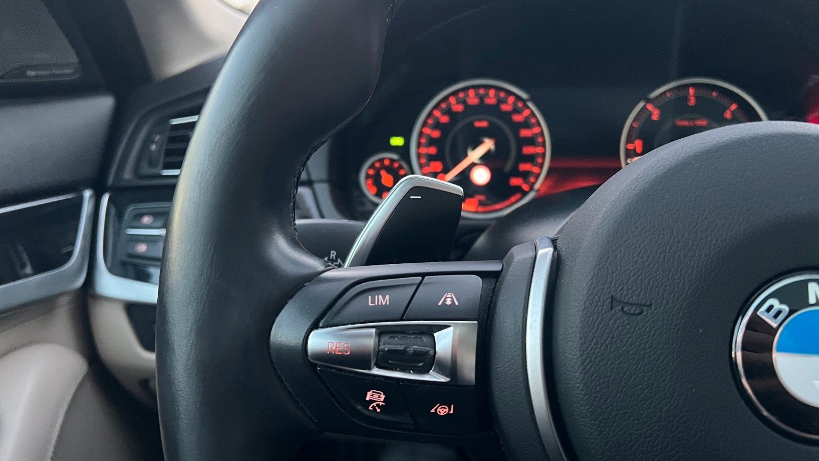 Fahrzeugabbildung BMW 535 5 Limousine 535 d