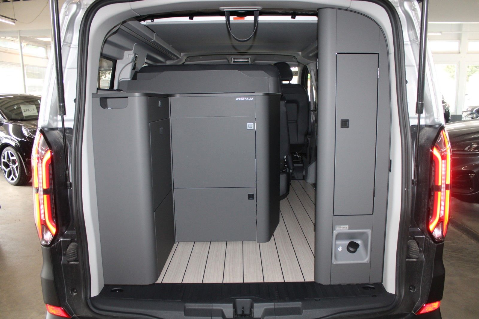 Fahrzeugabbildung Ford NUGGET L1 Active MARKISE + Aufstelldach SOFORT
