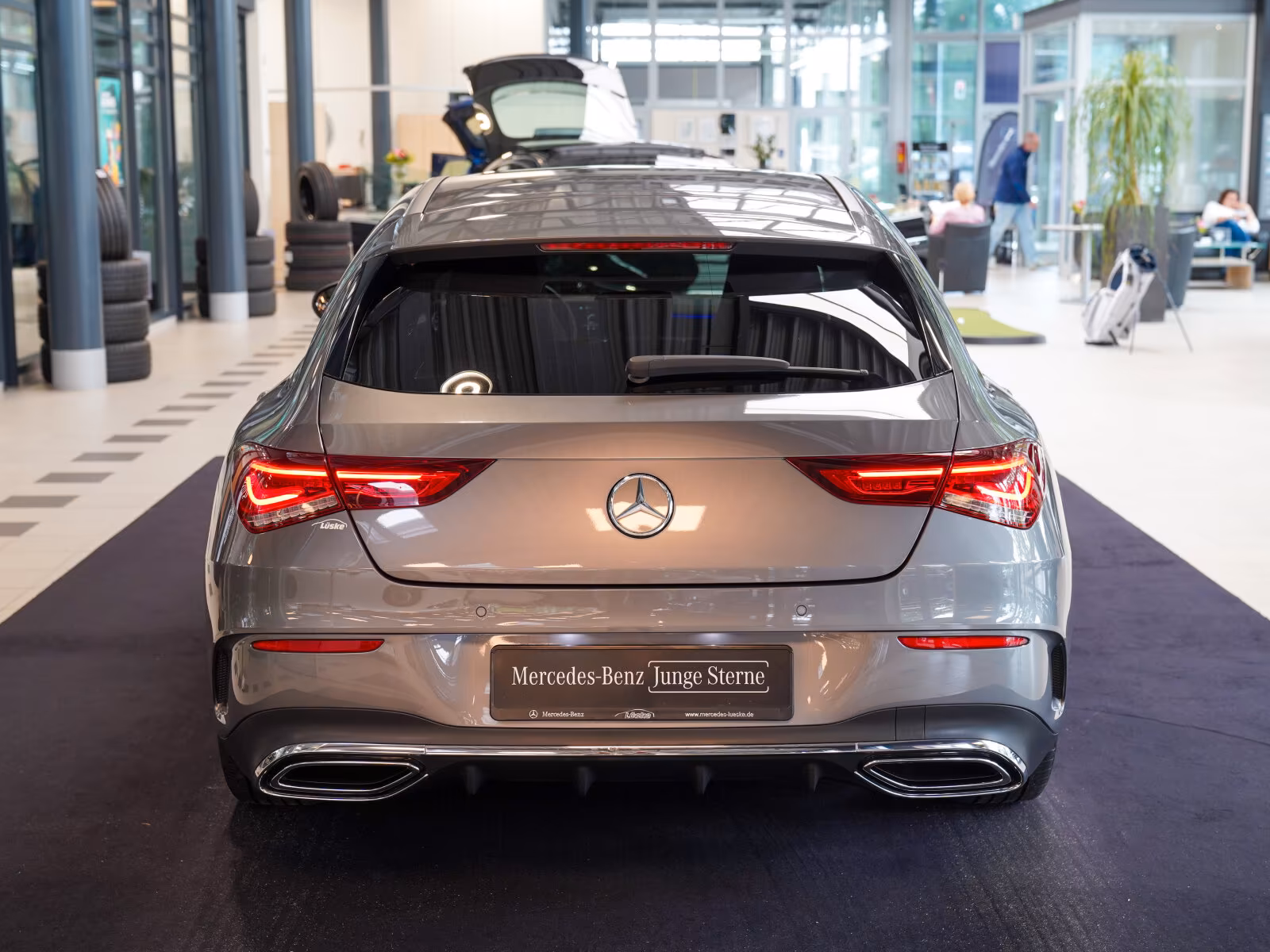 Mercedes-Benz CLA 180 SB AMG Line CarPlay Ambientebeleuchtung, миниатюра 4