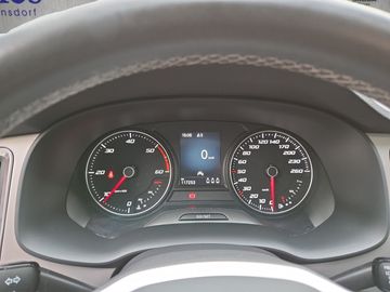 Fahrzeugabbildung SEAT Ateca Xperience 2.0 TDI AHK Panorama Klima Navi