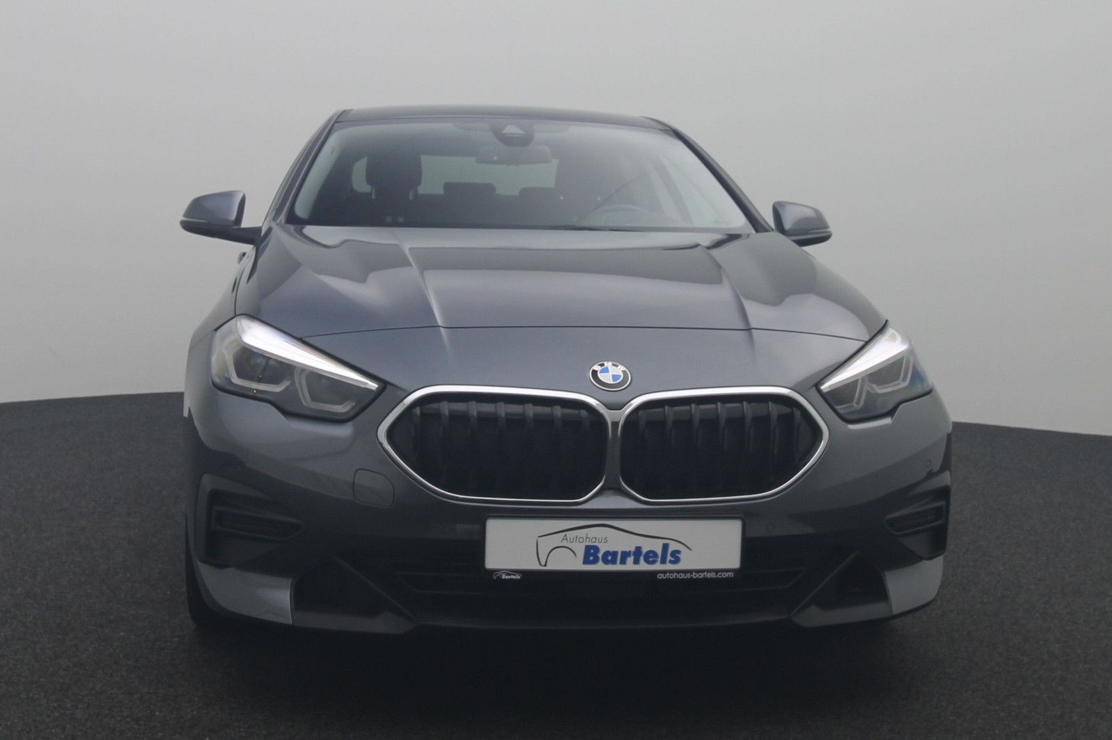 Fahrzeugabbildung BMW 218i Gran Coupe Advantage LED NAVI KAMERA
