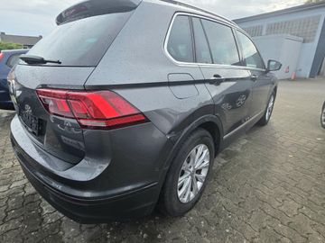 Volkswagen Tiguan - 4