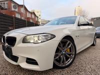 BMW M550dxDrive*M-PAKET*H-UP/PANO/R-CAM/VOLL*TOP*EU6