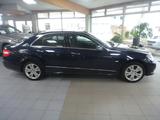 Mercedes-Benz E 220 CDI BlueEfficiency Navi Automatik Klimaaut - Mercedes-Benz E 220 aus 2009
