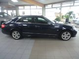 Mercedes-Benz E 220 CDI BlueEfficiency Navi Automatik Klimaaut - Mercedes-Benz E 220 aus 2009
