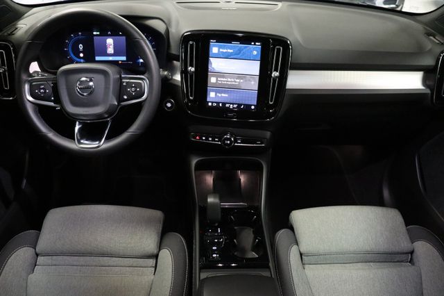 Fahrzeugabbildung Volvo XC 40 XC40 Plus Dark AWD|H/K|AHK|LED|KAMERA|