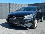Mercedes-Benz A 200 CDI BE Style*NAVI*SHZ*PDC*TEILLEDER*AHK* - Mercedes-Benz A 200 aus 2013 mit Diesel-Antrieb: Limousine