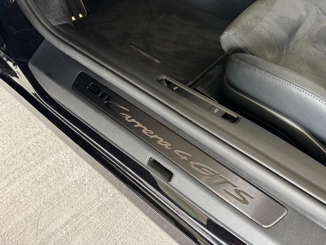 Porsche 992 GTS 4 Cabrio Facelift