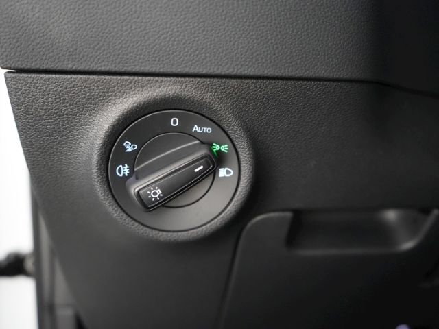 Karoq SPORTLINE TDI DSG 4x4+AHK+NAVI+PANORAMADAC