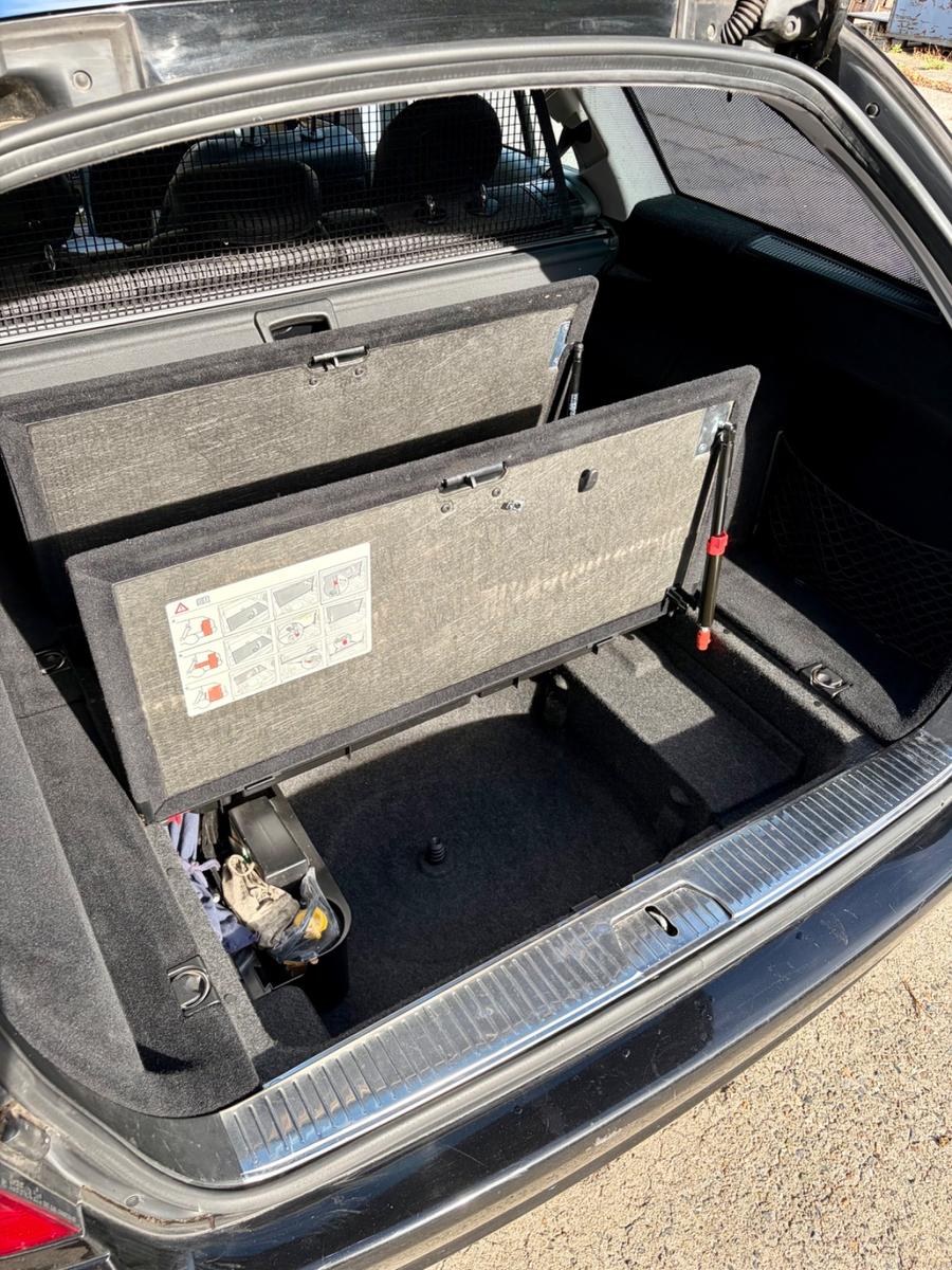 Mercedes-Benz E220 2008 — photo 6