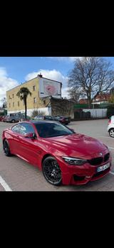 BMW M4 Competition Heritage BMW Garantie 01/28 - rote BMW M4