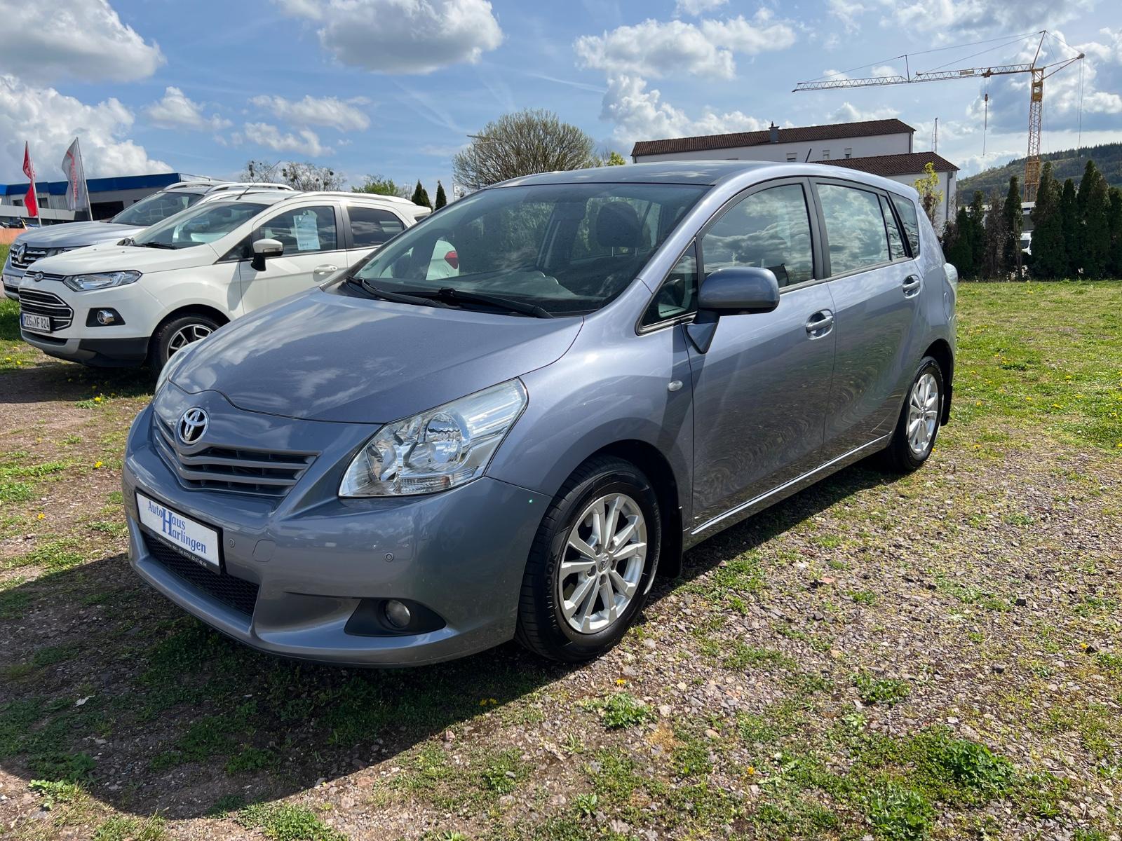 Toyota Verso 2.0l D-4D **2.Hand+Panoramadach**