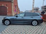 BMW 330i xDrive, ACC, Laser, Panorama, Head-up - BMW 330: Kombi, 330i Xdrive