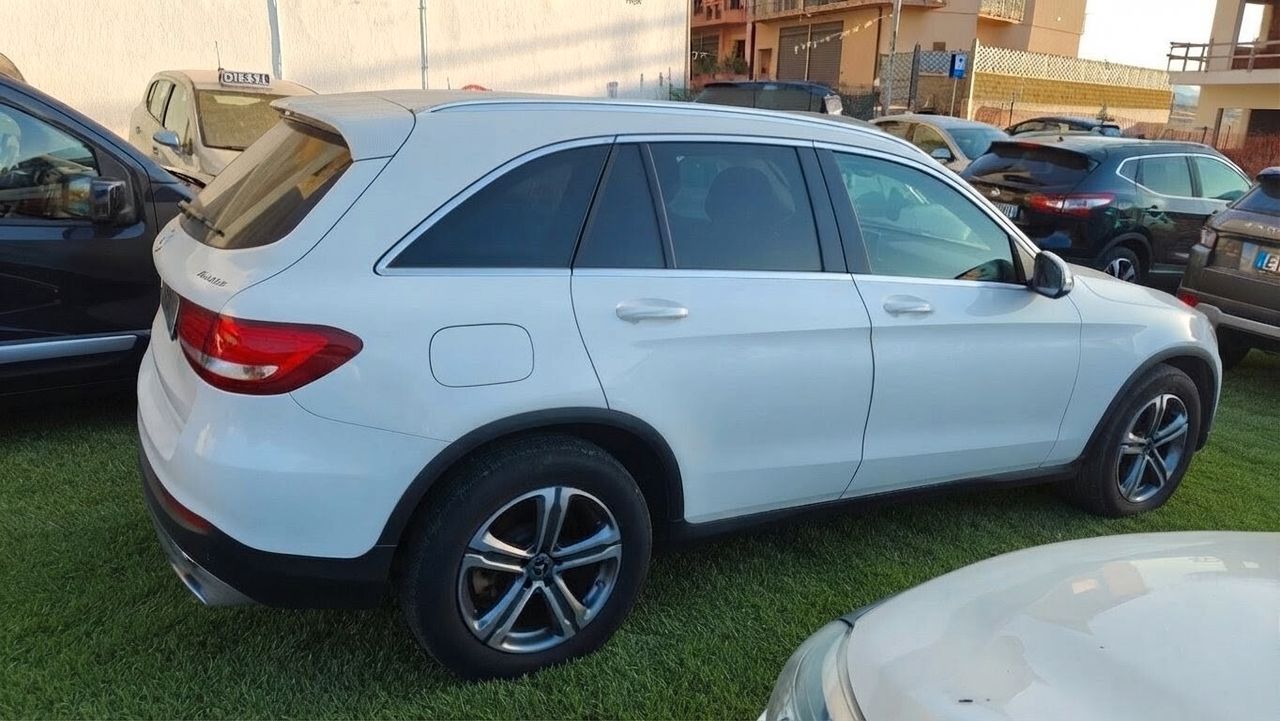 Mercedes-Benz GLC 250d 4Matic Automatico Exclusi imagem 2