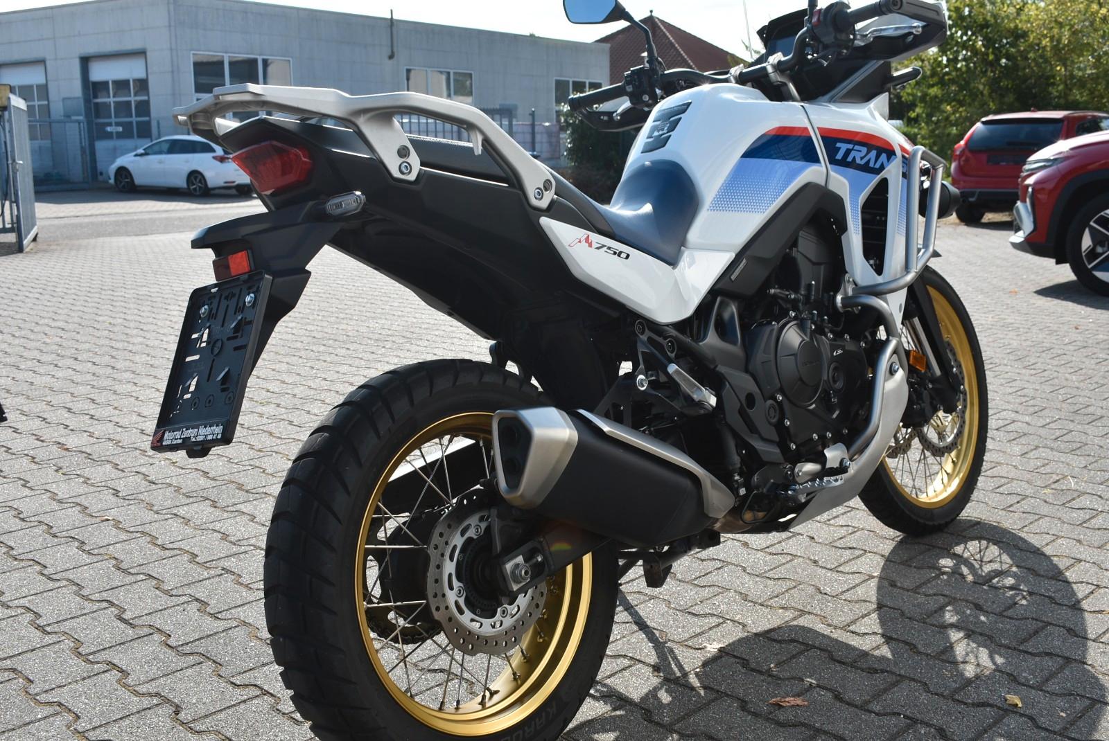 Honda XL 750 Trans Alp mit Topausstattung und Garantie