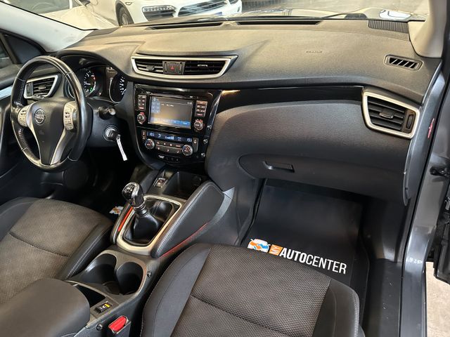 Nissan Qashqai Acenta 4x4 *AHK*Kamera*Navi*