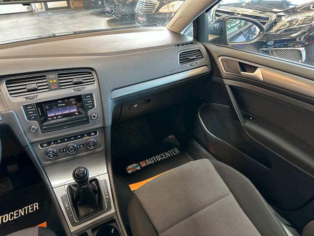 Volkswagen Golf VII Lim. *SitzHZ*PDC(VH)*2-Zonen*
