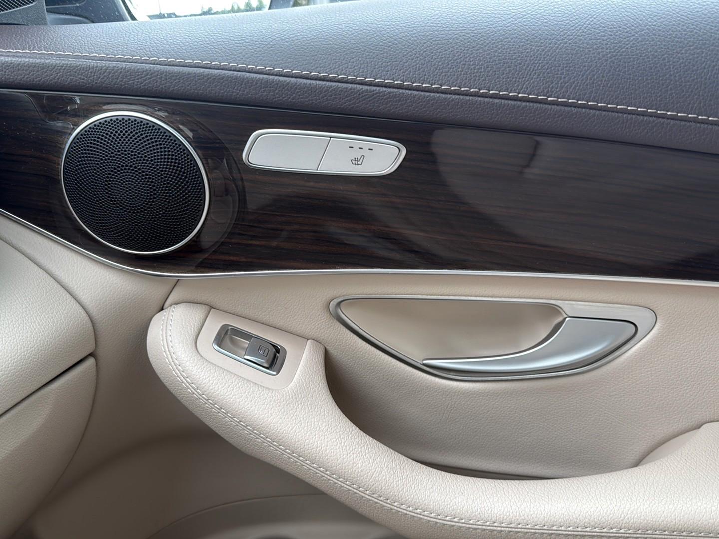 Mercedes-Benz GLC e Exclusive Pano*LED*Kamera*Virtual*Lede, миниатюра 21