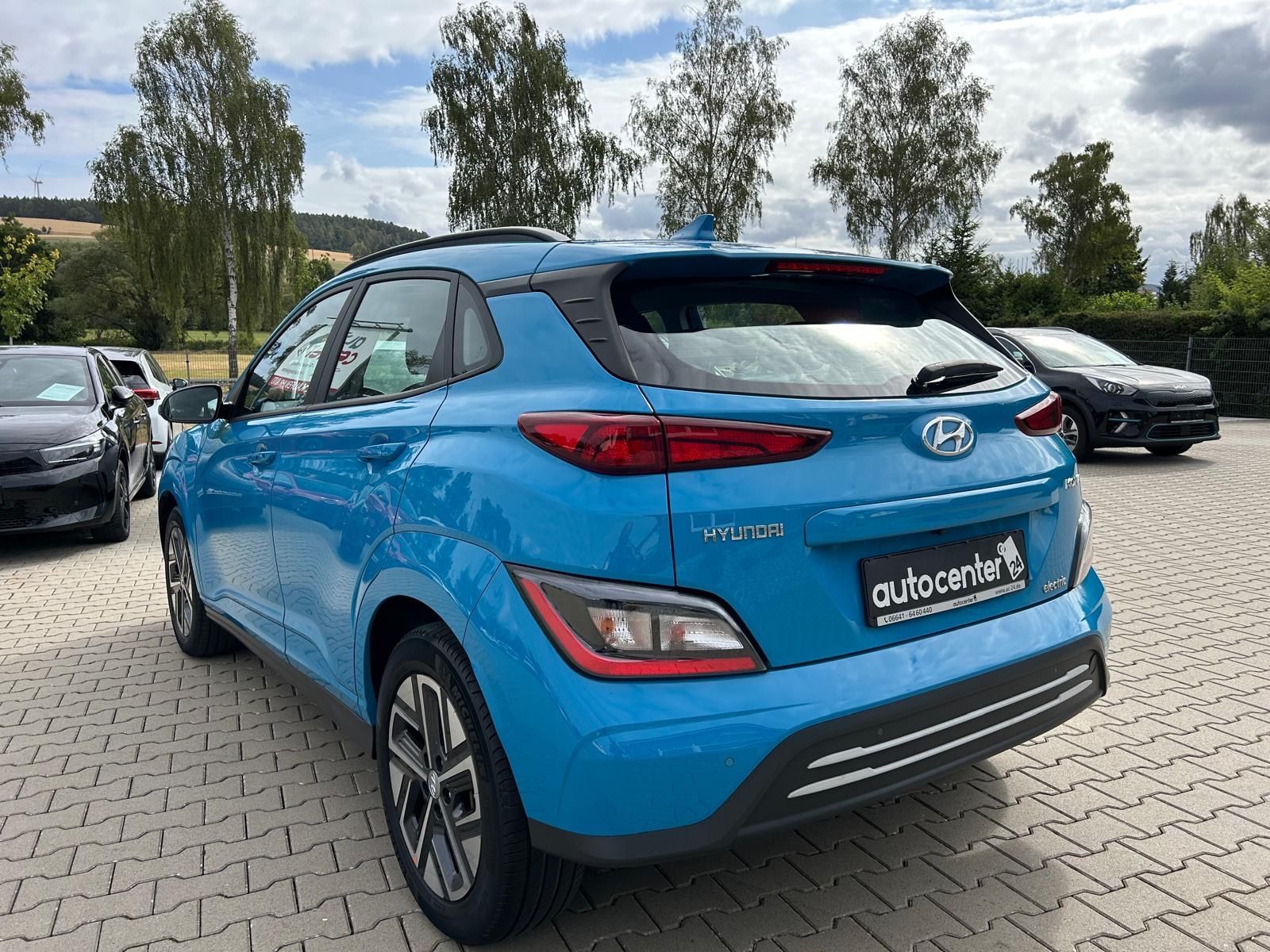 Fahrzeugabbildung Hyundai Kona Select°64 kWh°Kamera°1.Hand°