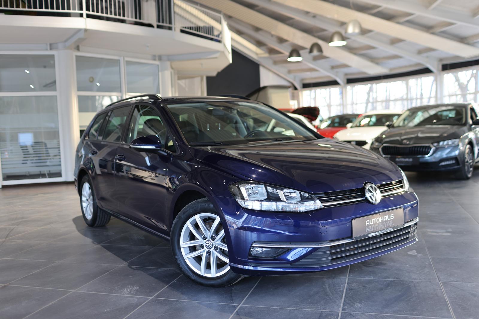 Volkswagen Golf VII VARIANT 2,0 TDI COMFORTLINE BMT CARPLAY
