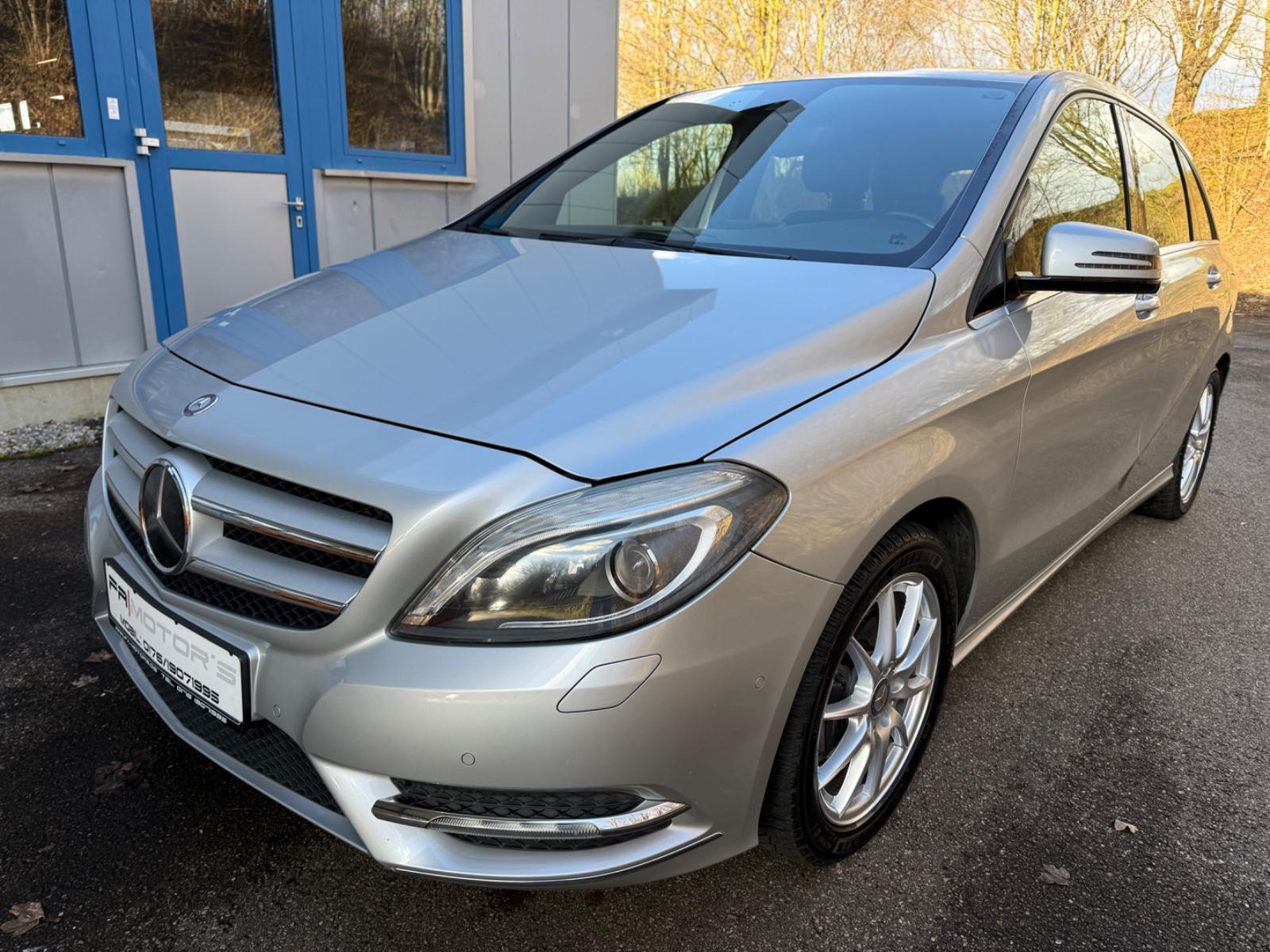 Mercedes-Benz B200 CDI *Sportpaket*2.Hand*LED*SHZ*