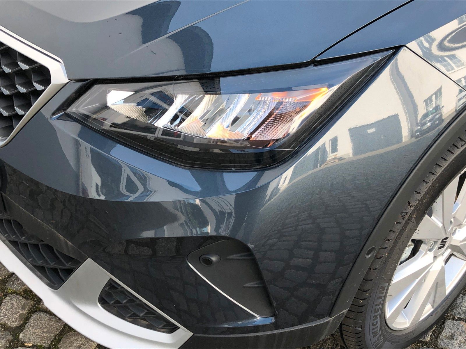 Fahrzeugabbildung SEAT Arona 1.0  Xperience *SHZ *Full-Link *LED