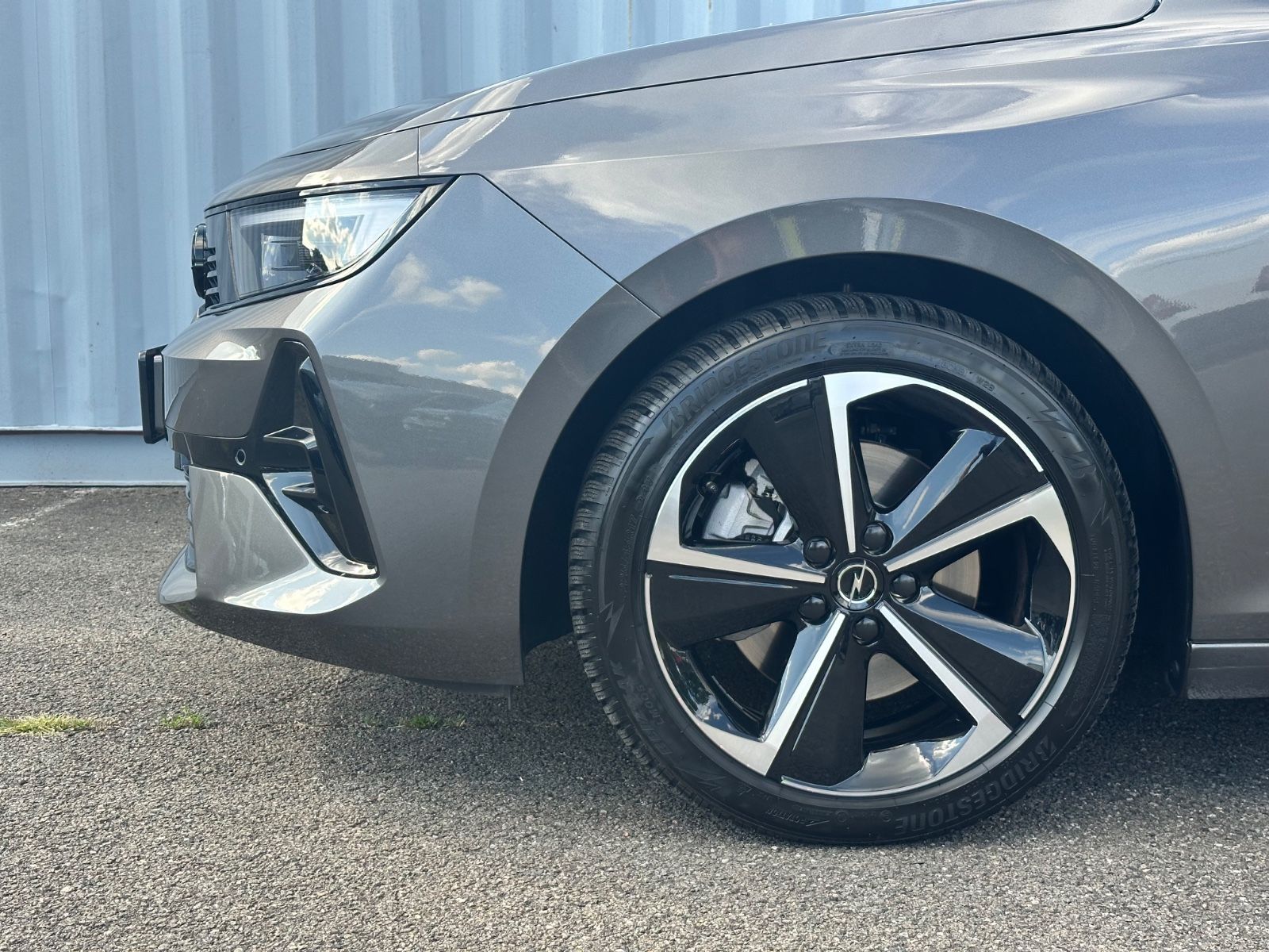 Fahrzeugabbildung Opel Astra Sports Tourer Ultimate AHK*Automatik*Navi