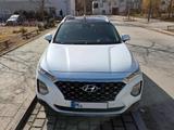 Hyundai SANTA FE 2.2 CRDi Premium 4WD AT 7-Sitzer - Hyundai SANTA FE: 2.7