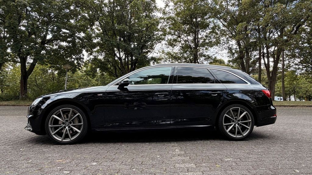 Image of Audi A4