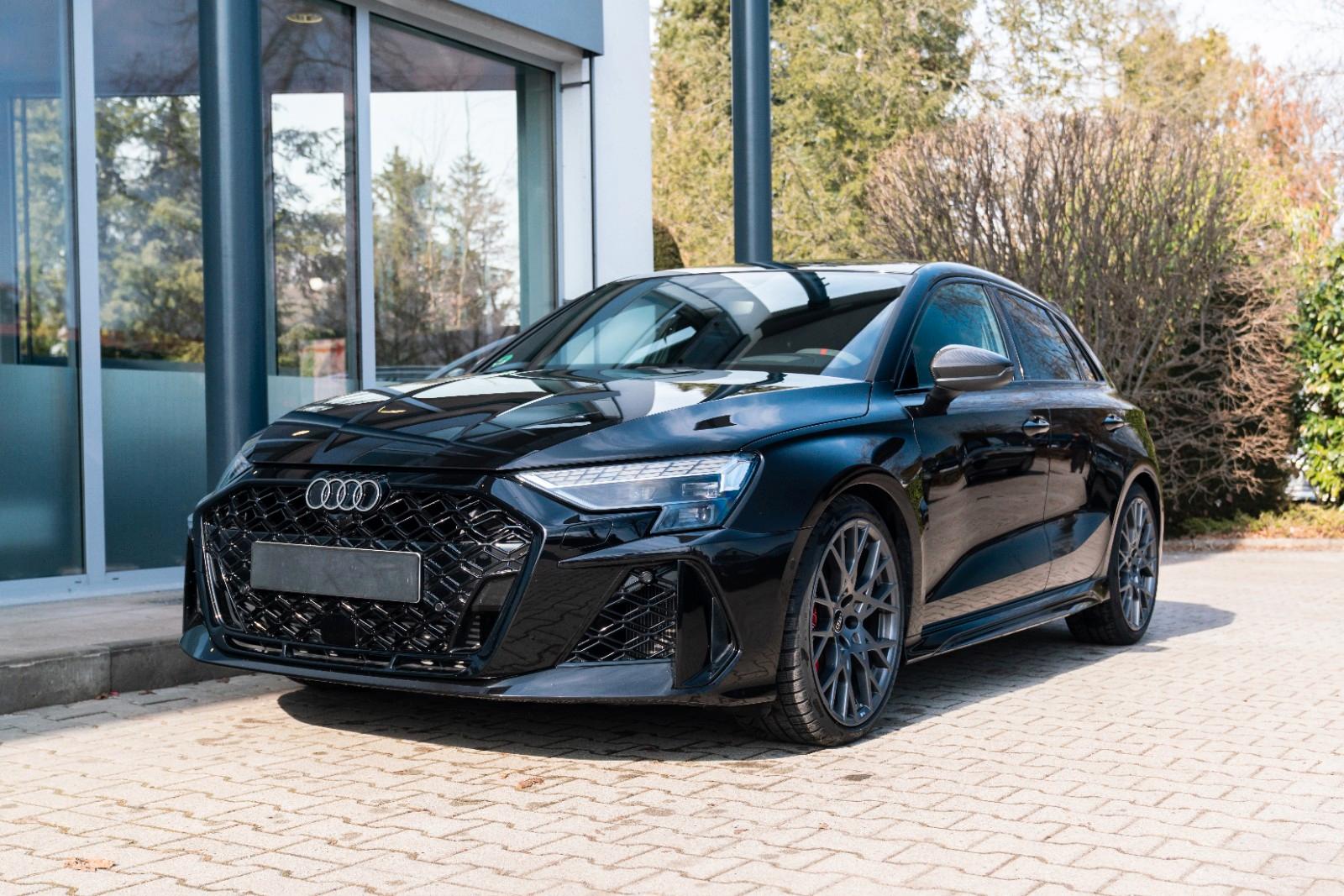 Audi RS 3 Sportback quattro/ DYNAMIKPAKET/ INDIVIDUAL