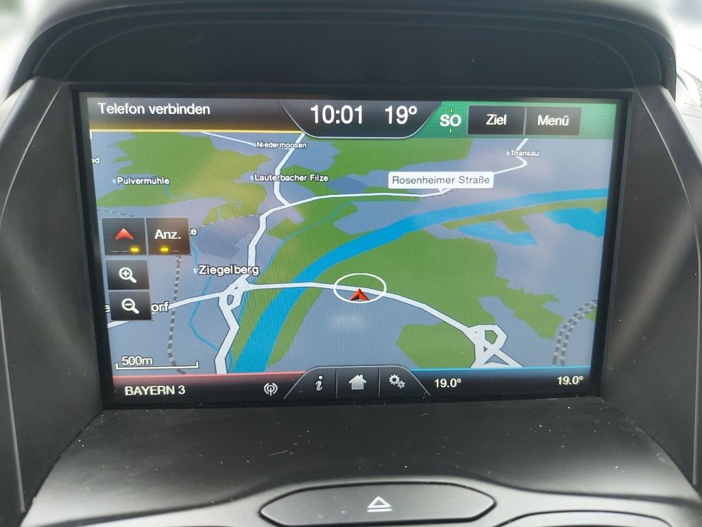 Fahrzeugabbildung Ford KUGA 1.5 4x4 Titanium Xenon el. Heckklappe Navi