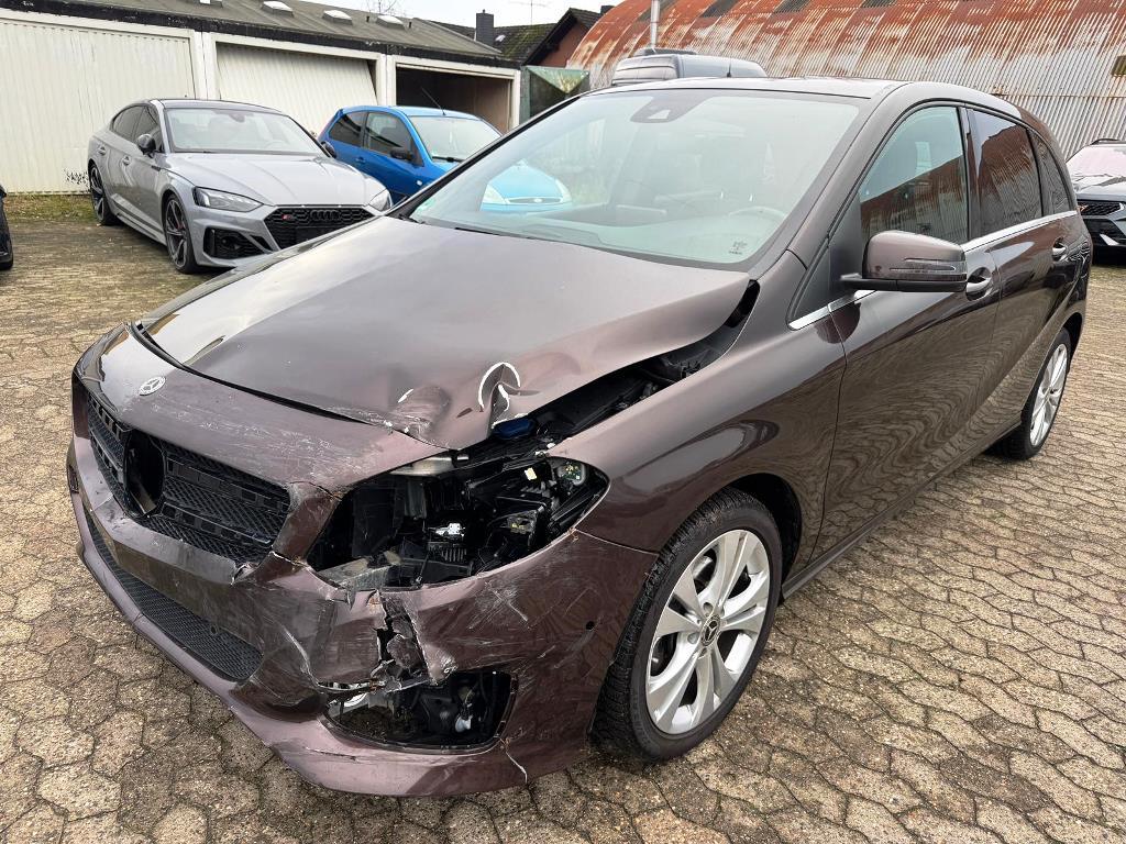 Mercedes-Benz B 200 7G-DCT Urban Leder Navi LED AHK