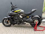 Ducati Diavel V4 Black Roadster Livery - Offers