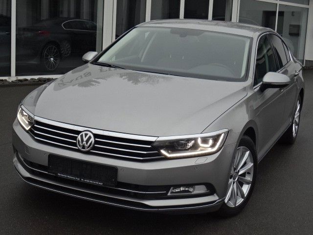 Volkswagen Passat Limo HIGHL 2.0 LEDER,NAV,LED,AUT,KAM,MEMO