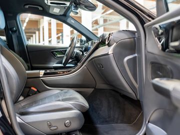 Mercedes GLC 200 - 4