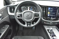 Fahrzeugabbildung Volvo XC60 T8 Twin Engine AWD R-Design*AHK*LUFT*Navi*