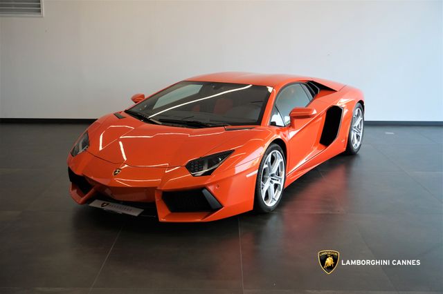 Lamborghini Aventador LP 700-4 Coupé