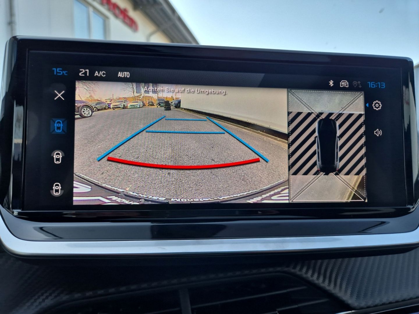 Fahrzeugabbildung Peugeot 208 Hybrid 1.2 GT 136 e-DSC6 Panorama Navi ACC