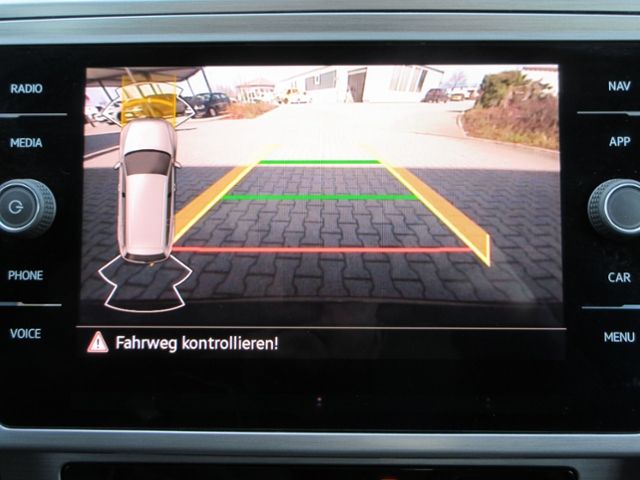 Passat Variant 1.5 TSI LED/NAVI+VZE+RFK/BUSINNES