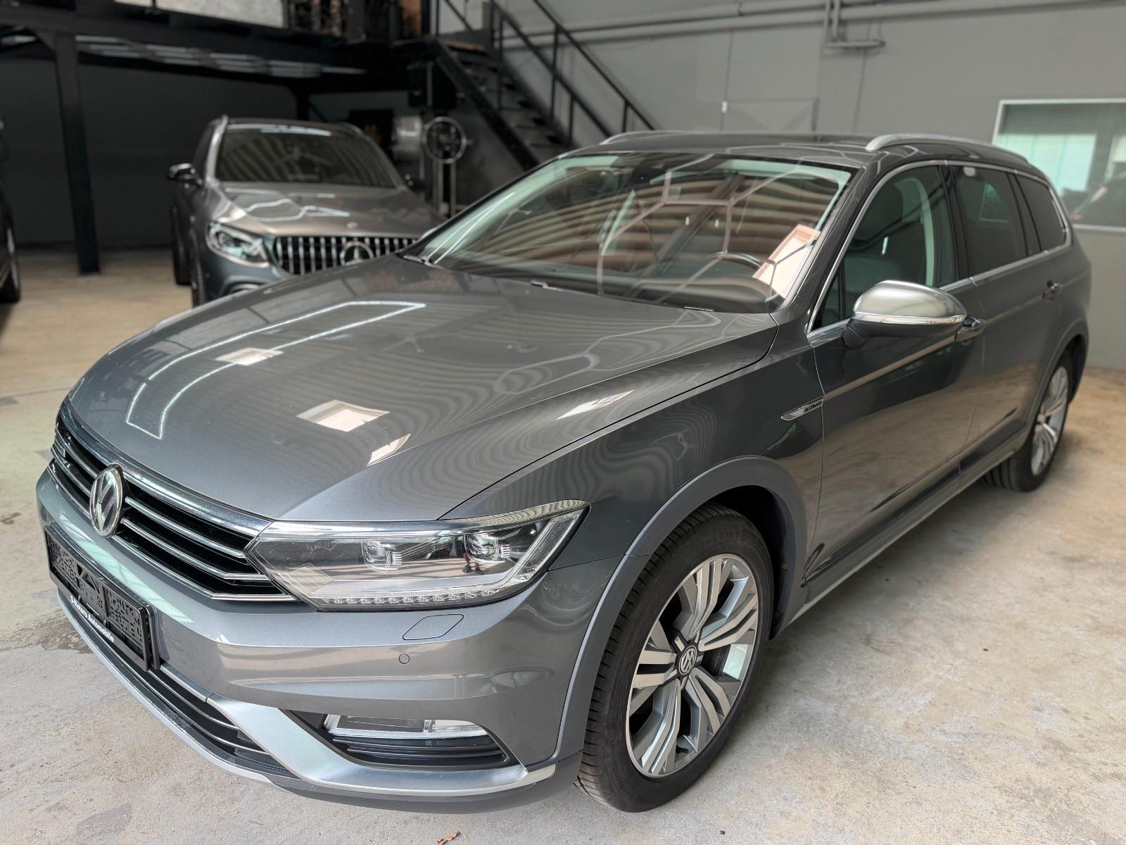 Volkswagen Passat Alltrack DSG 4MOT/HUP/KAM/PAN/ACC/AHK