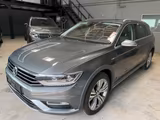 Volkswagen Passat Alltrack DSG 4MOT/HUP/KAM/PAN/ACC/AHK - silberne Volkswagen Passat Alltrack
