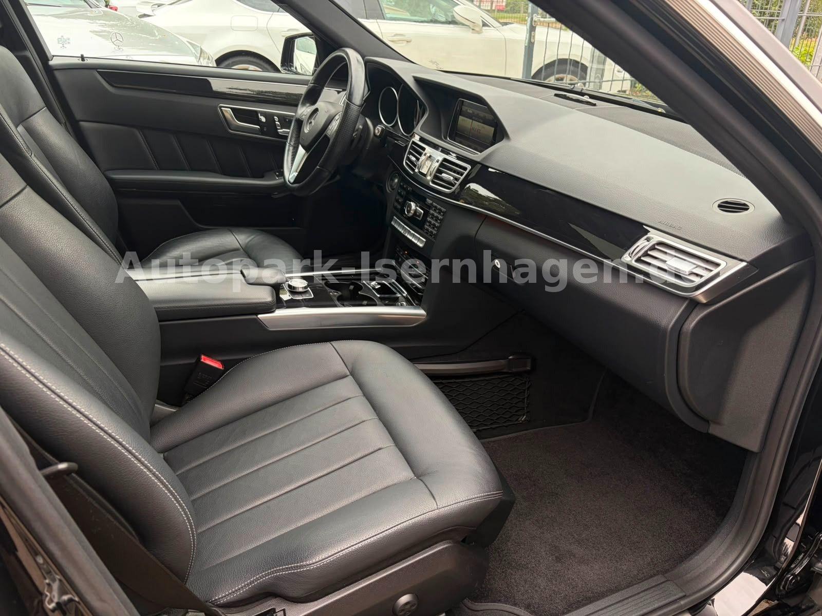 Mercedes-Benz E 300 Avantgarde*FL*Pano*Leder*4xSZH*Keyless*Xen