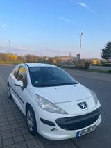 Peugeot 207 1.4 Tendance 75 Tendance - Peugeot 207 in Karlsruhe