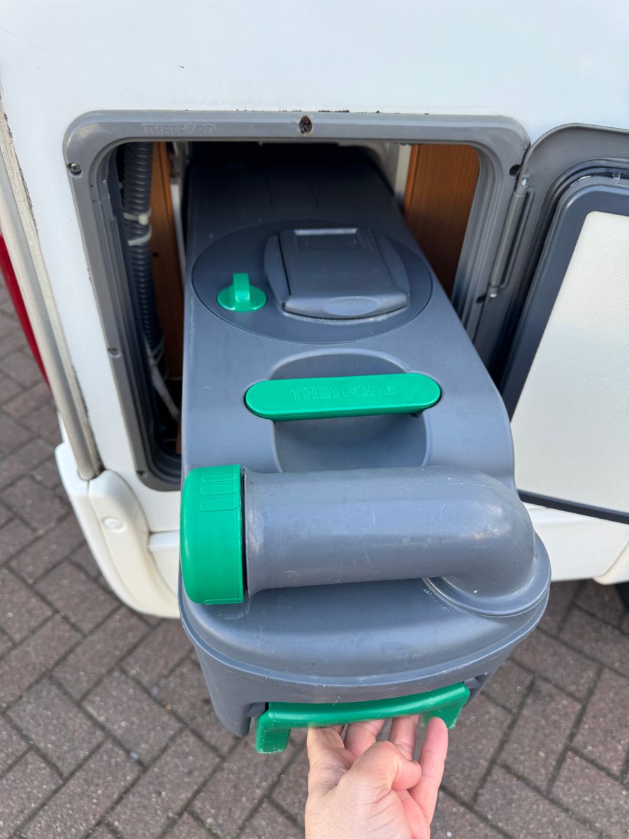 Fahrzeugabbildung Bürstner Nexxo T 569 FIAT DUCATO SOLAR TV VOLL SCHECKHEFT