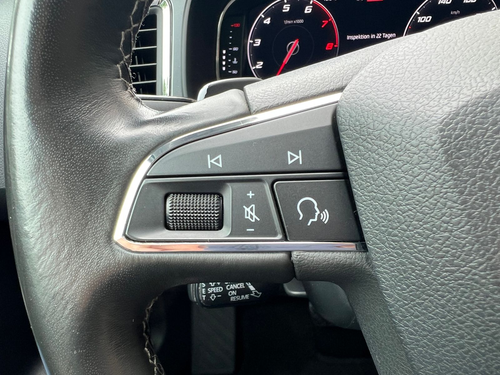 Fahrzeugabbildung SEAT Ateca Style 1.5 TSI ACT DSG *AHK, ACC, BEATS, LE