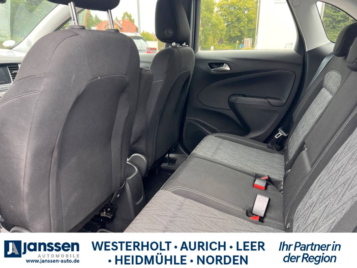 Fahrzeugabbildung Opel Crossland X 1.2 Start/Stop
