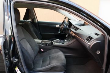 Fahrzeugabbildung Lexus CT 200h, Navi, LED aus 1. Hand, Scheckh.